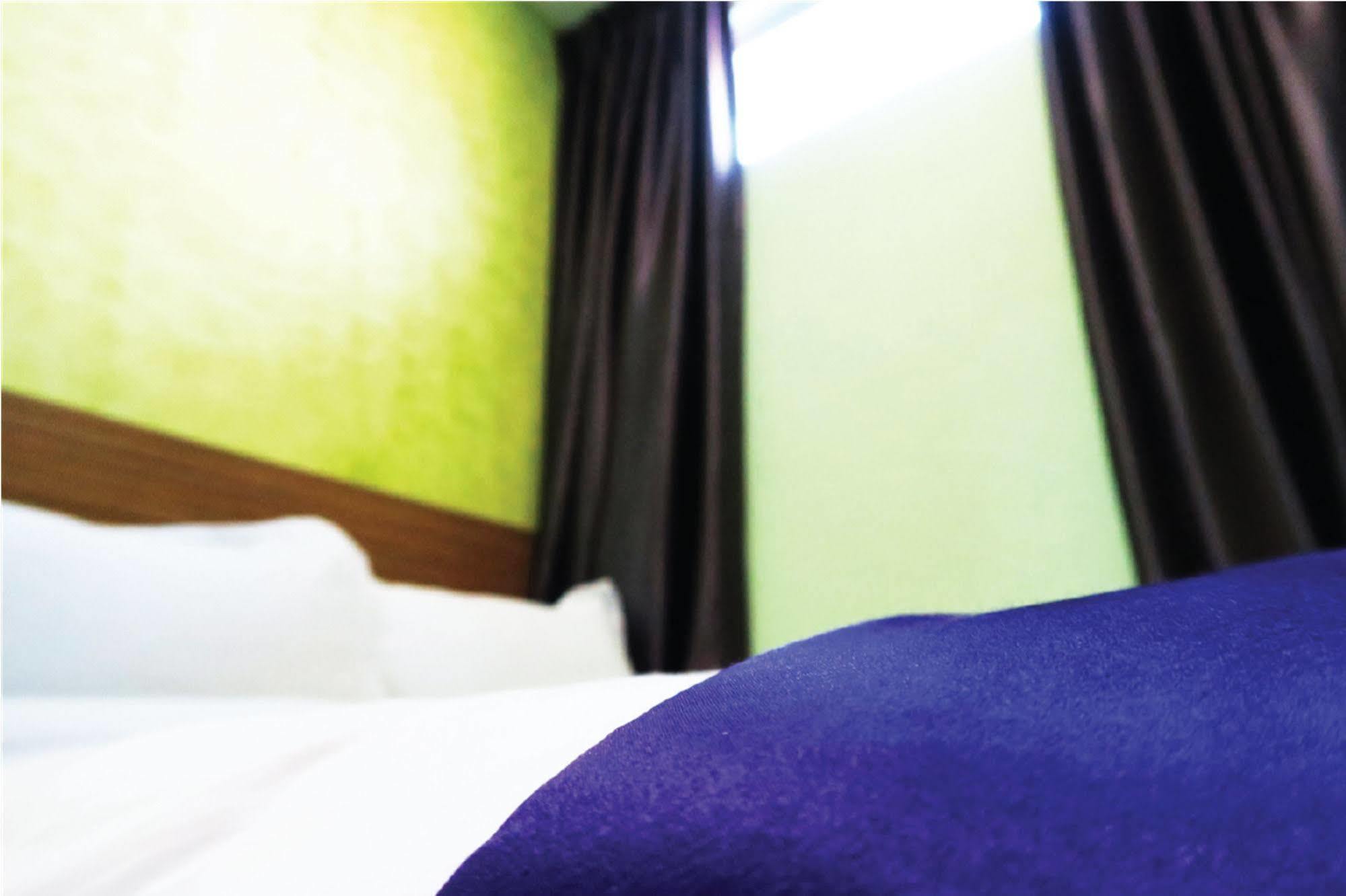 Inn Apollo 2*